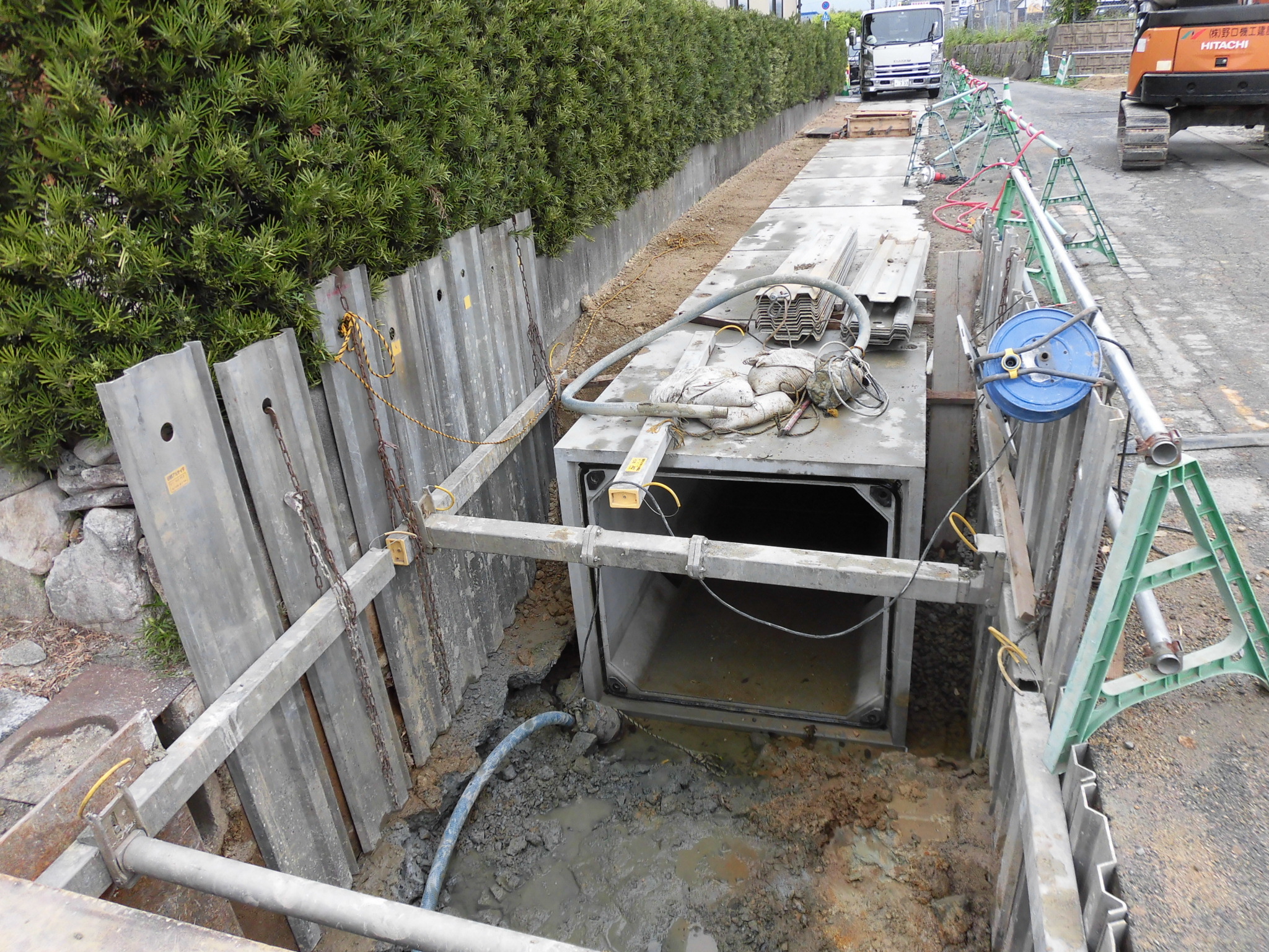 矢板 1型 2型 _ 軽量鋼矢板2型 規格 – 軽量鋼矢板 – INHEPO
