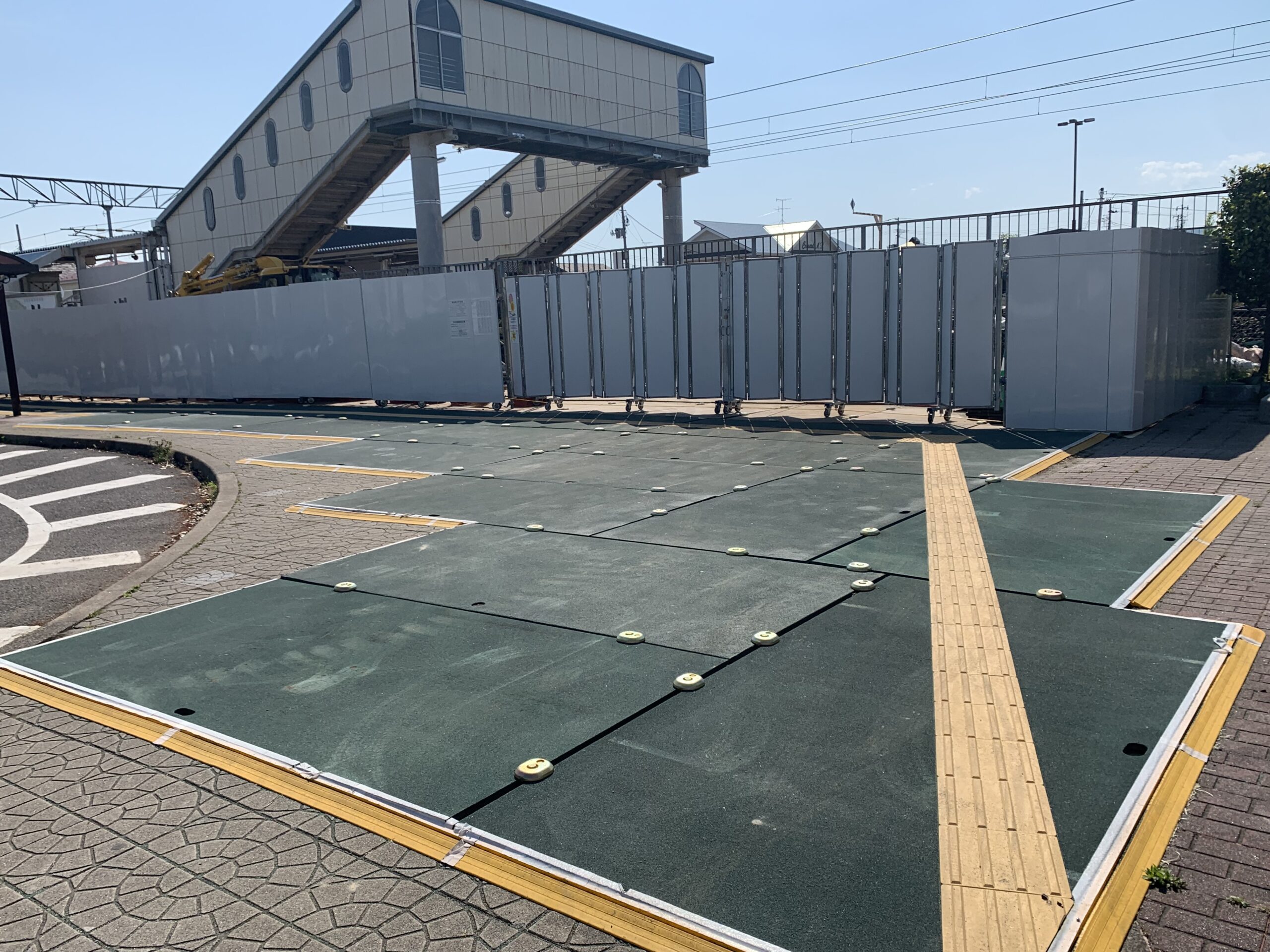 館腰駅 周辺通路